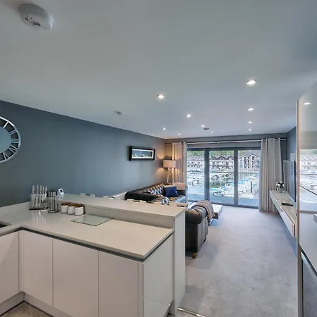 2 Bedroom Marina View At Windermere Marina Village