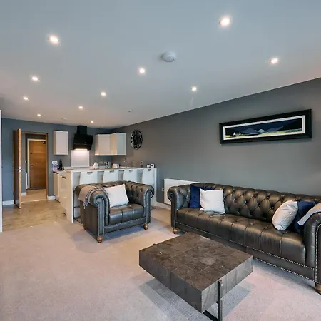 Apartment 2 Bedroom Marina View At Windermere Marina Village *