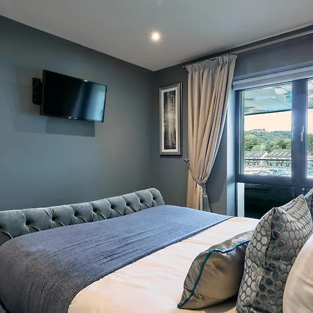 2 Bedroom Marina View At Windermere Marina Village Apartment